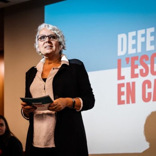 *PRESENTADORA ACTES